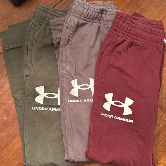 Men's Terry Knit Joggers - Picture 3 of 11